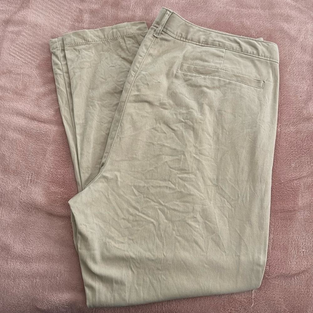 Women’s Size 18 Old Navy Stretch Skinny Chino